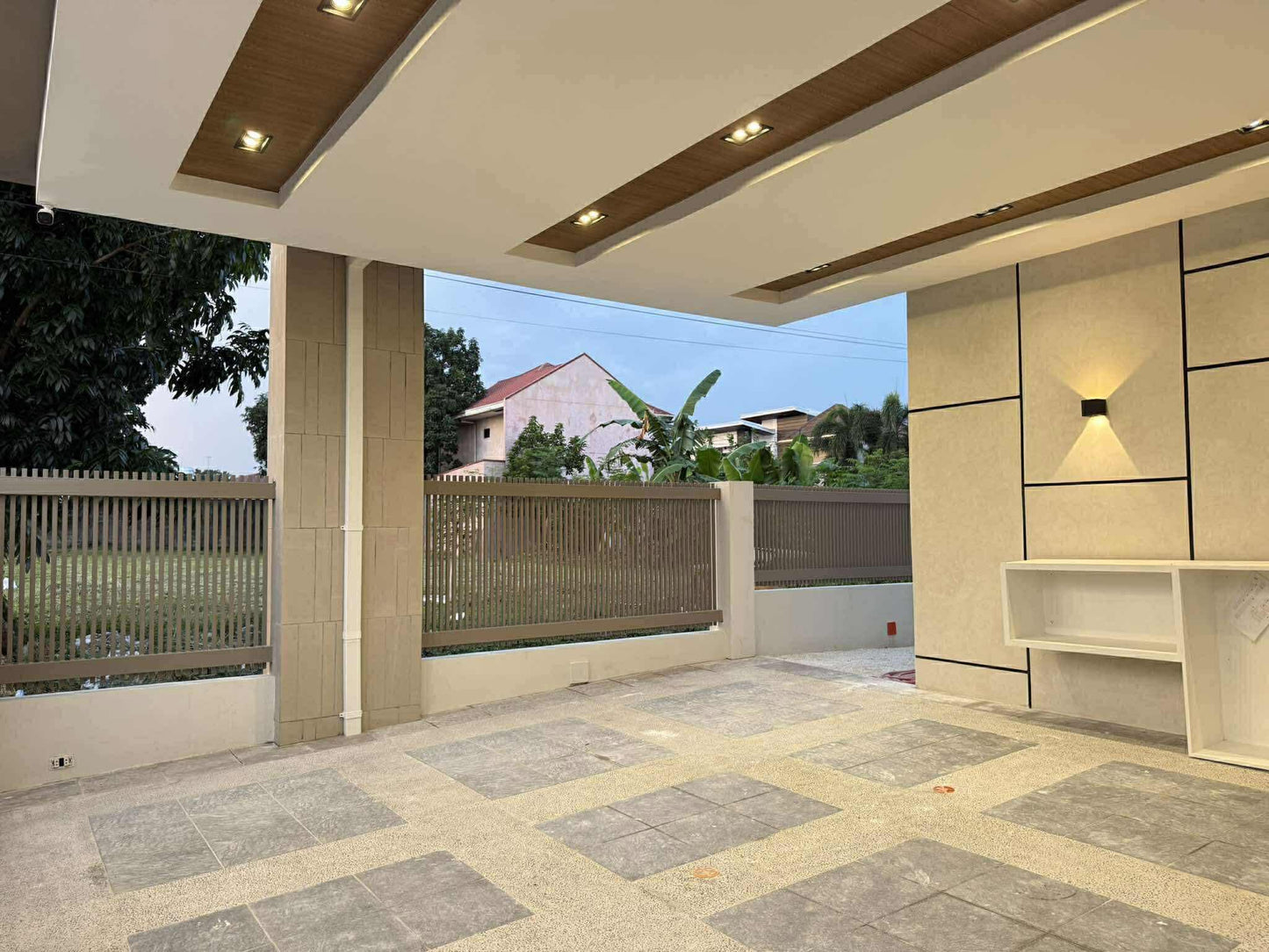 Modern Home with Pool