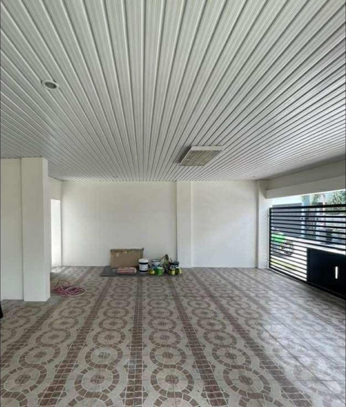 Furnised Modern House with pool