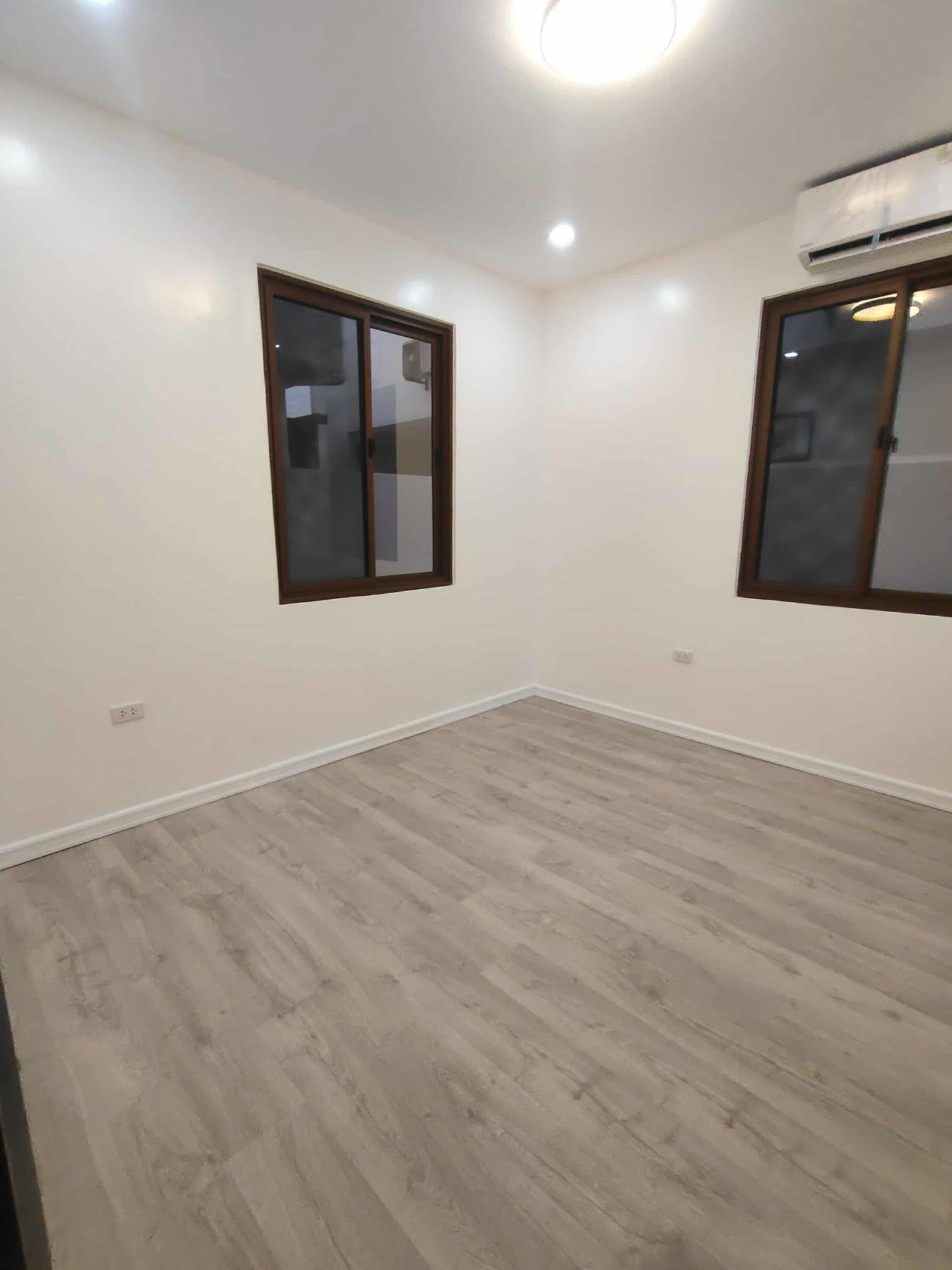 Modern Elegant Home with Pool