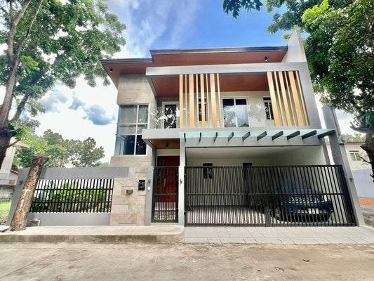 Modern Tropical Home