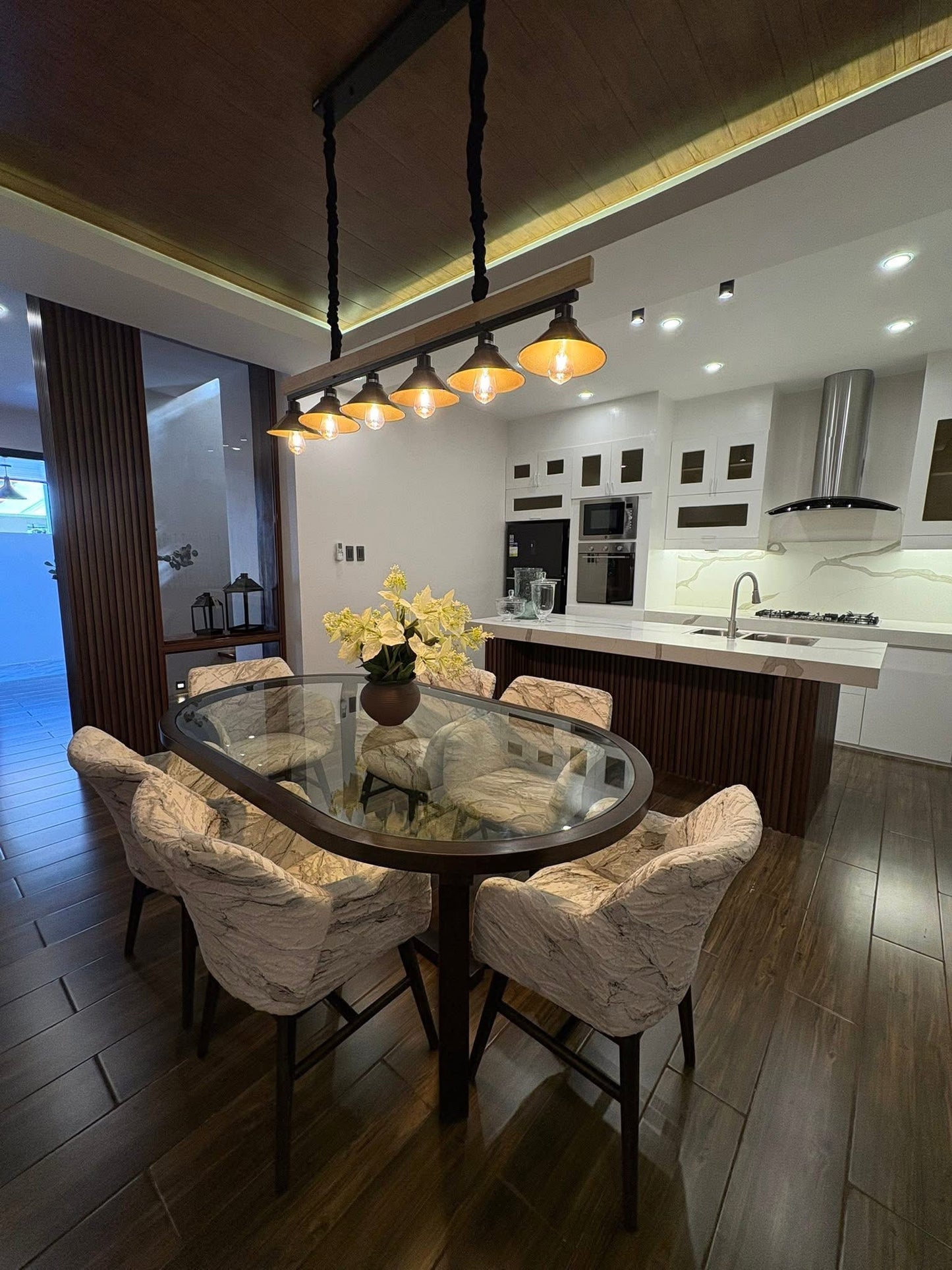 Furnished Modern Elegant Home