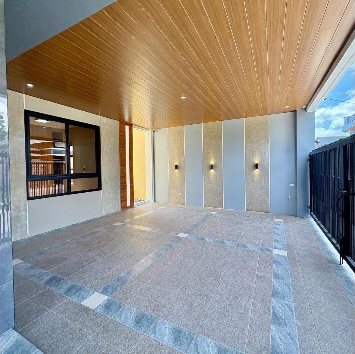 Modern Home with Pool