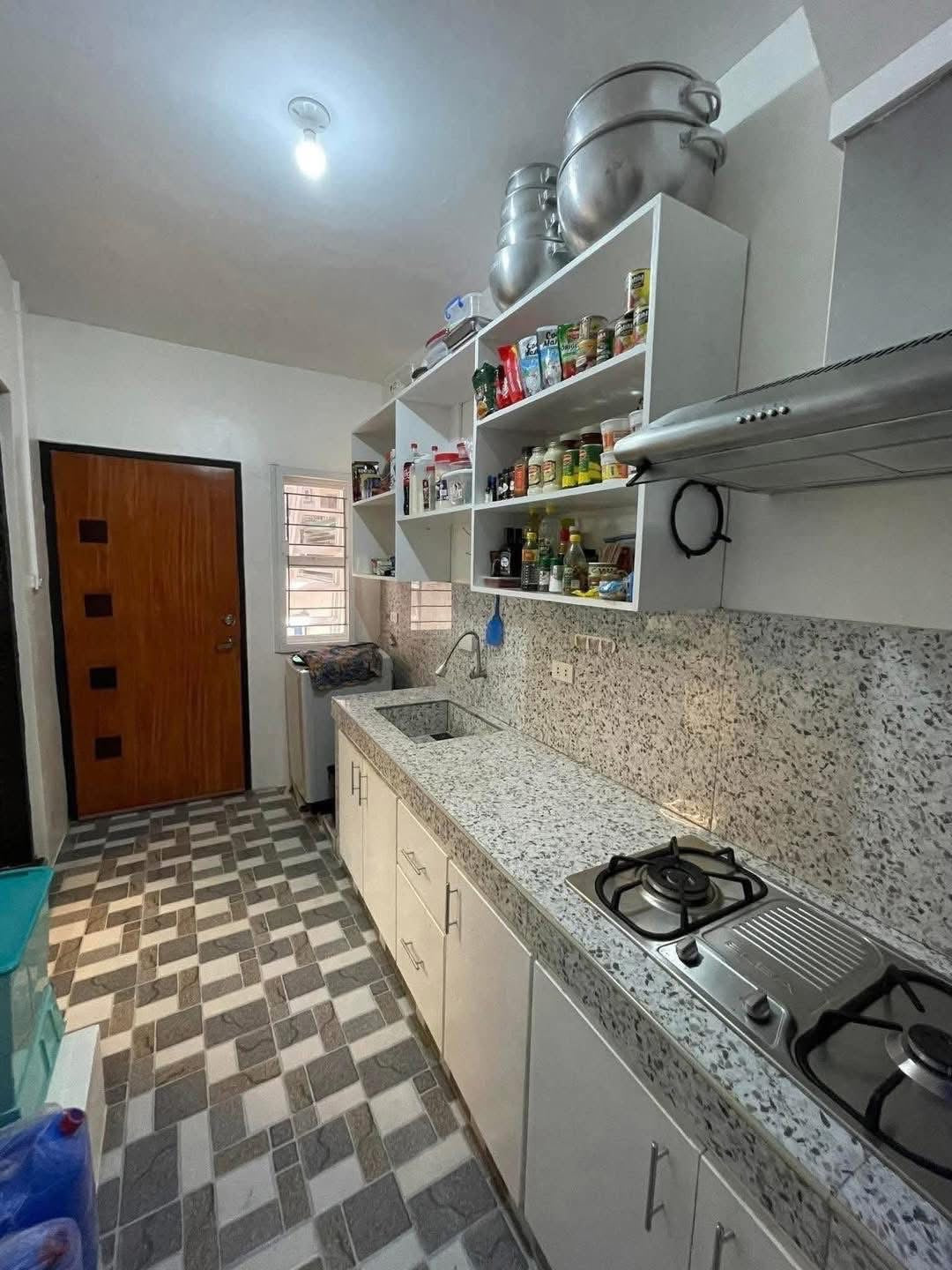 Furnised Moder House