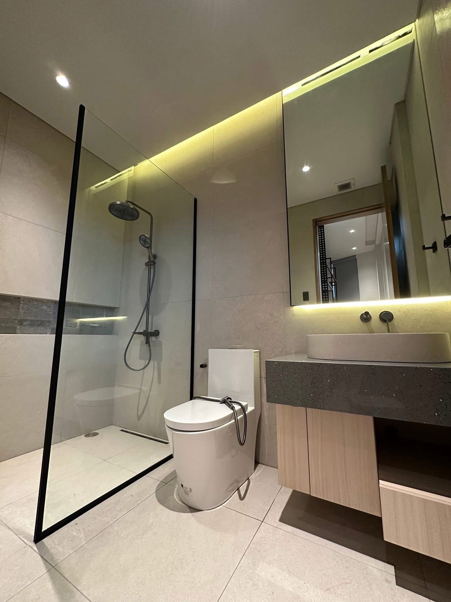 Furnised Modern Home