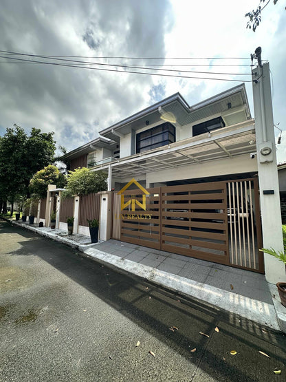 Furnised Modern Home