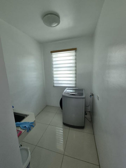 Pre-owned Big space House