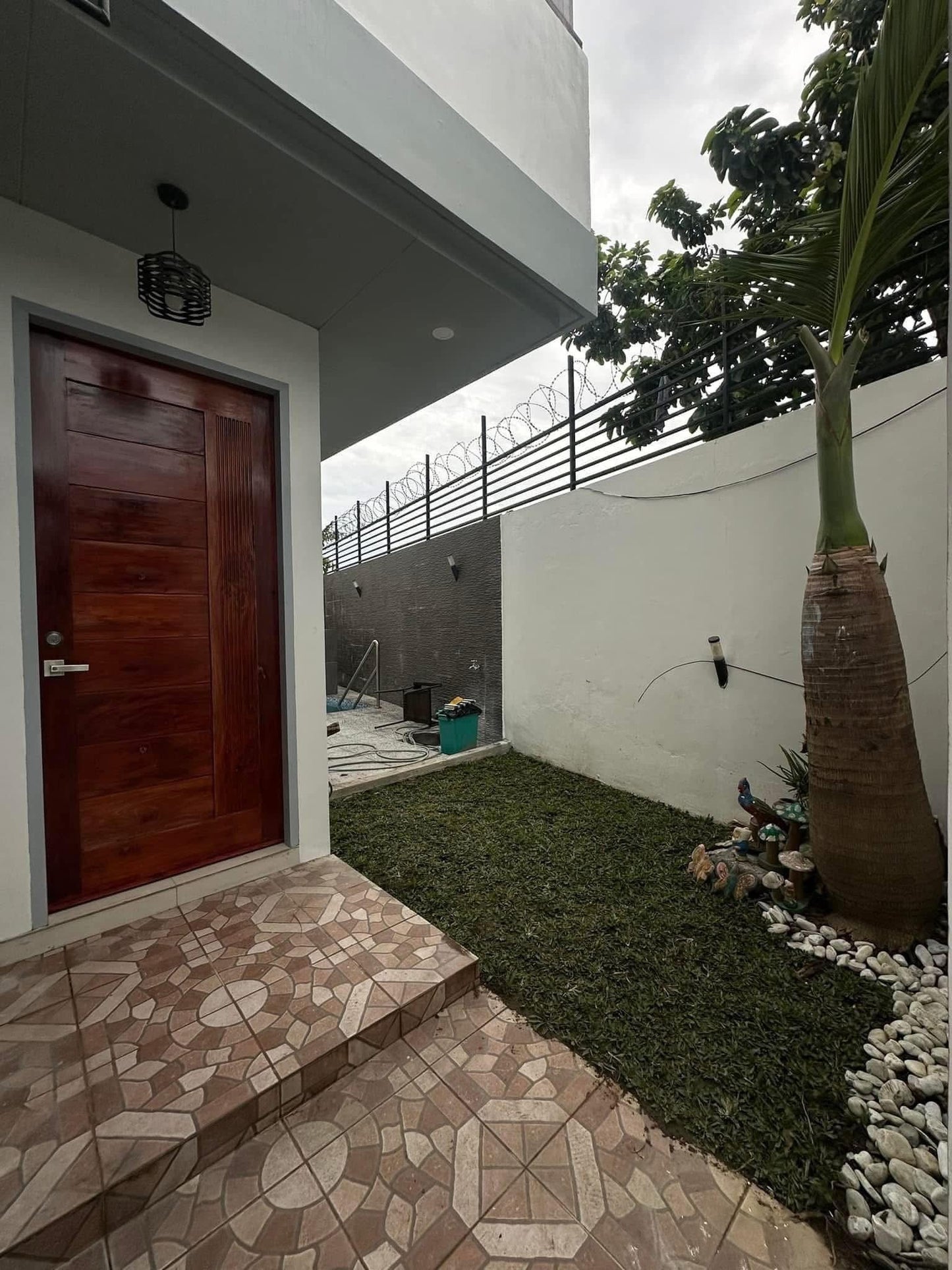 Furnished House With Pool