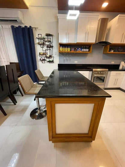 Furnised Moder House