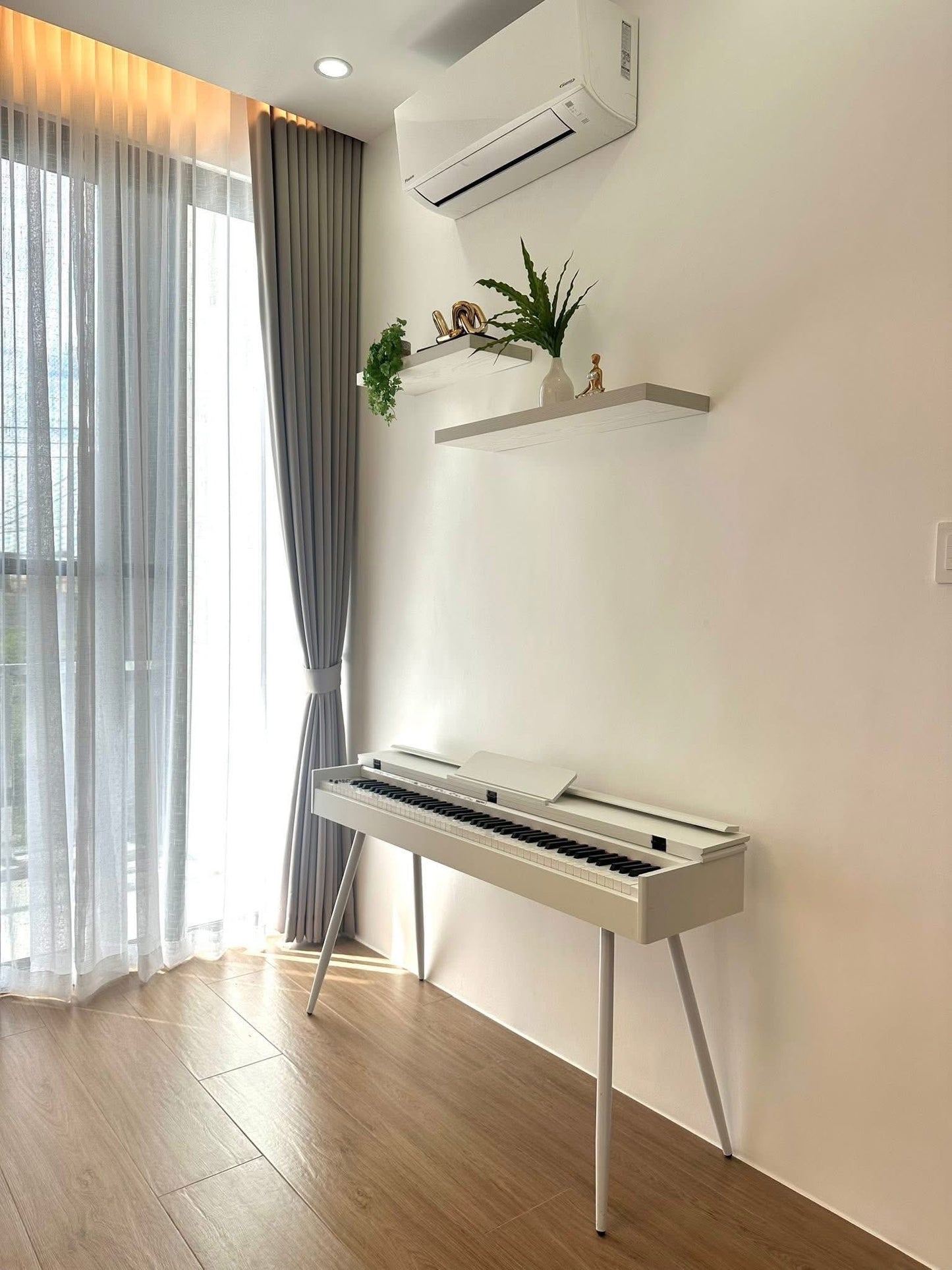 Smart And Solar-Powered Home w/ Pool