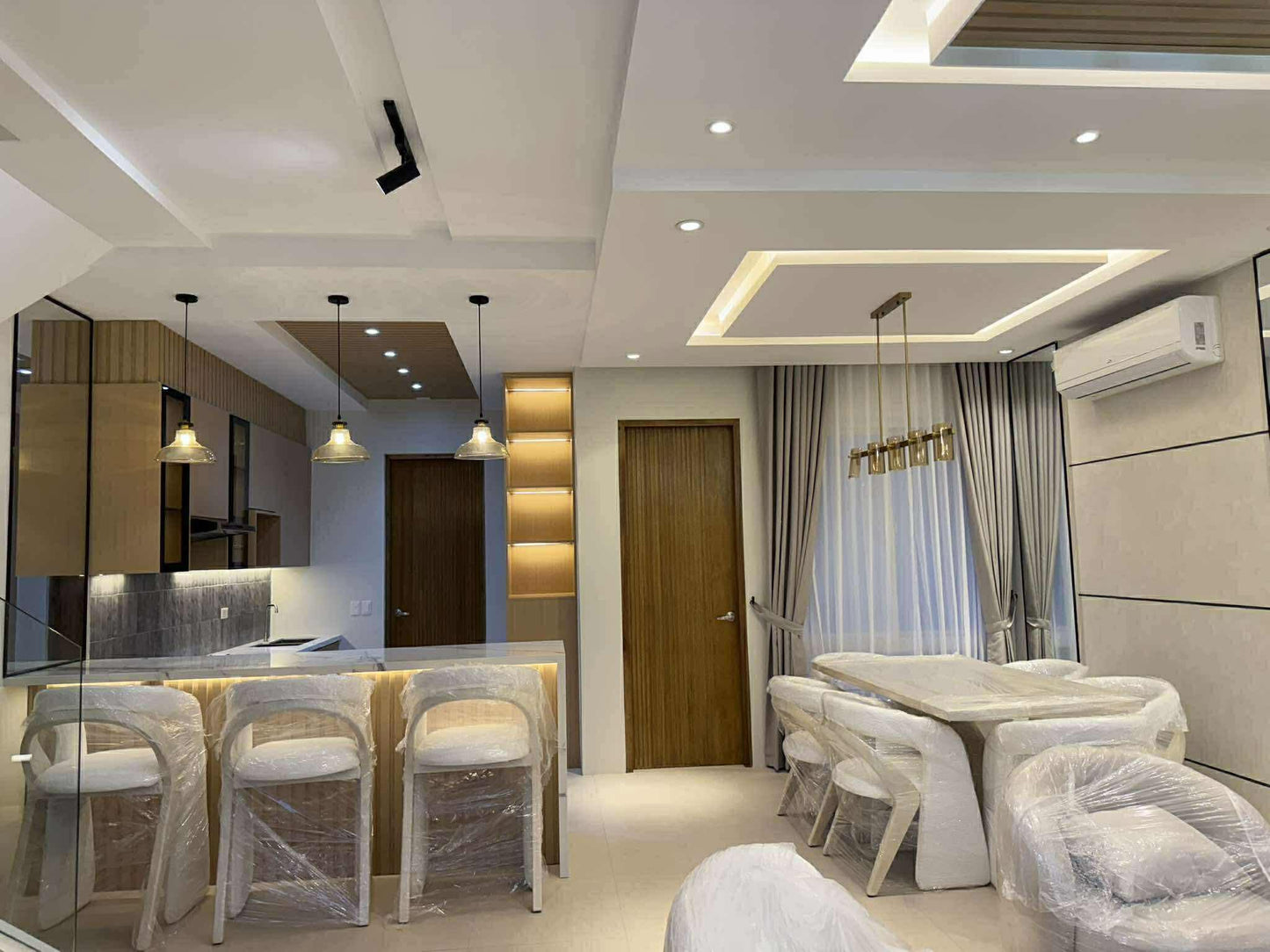 Modern Home with Pool