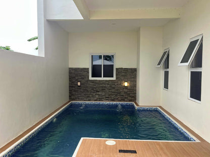 Elegant Contemporary