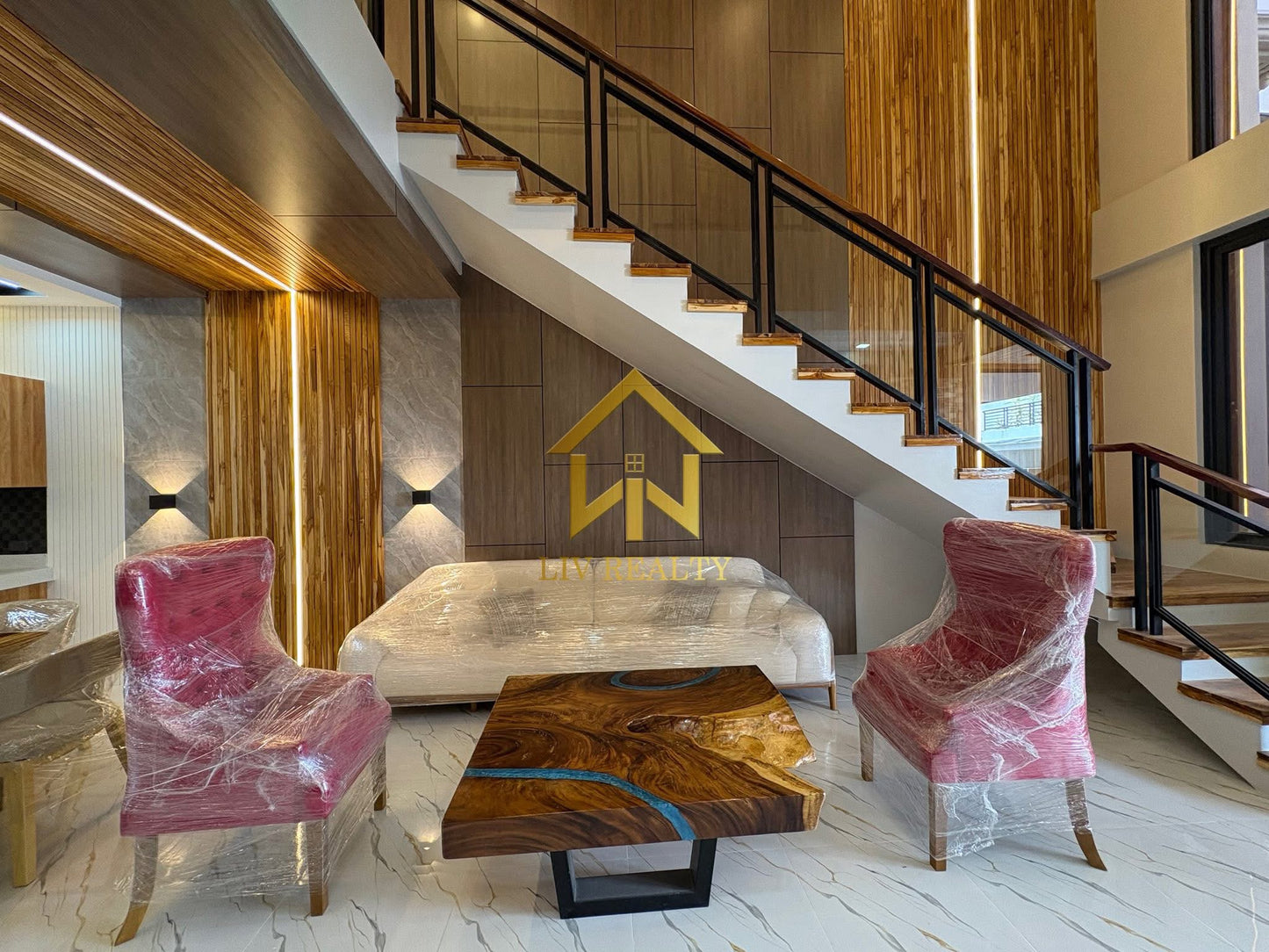 Stylish Abode With Pool