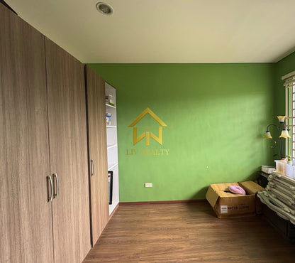 Pre owned Furnised Modern Home