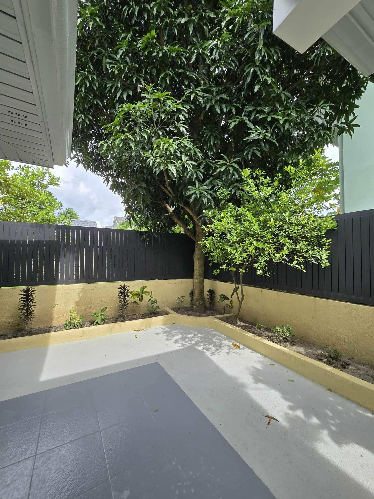 Furnished Bungalo Home