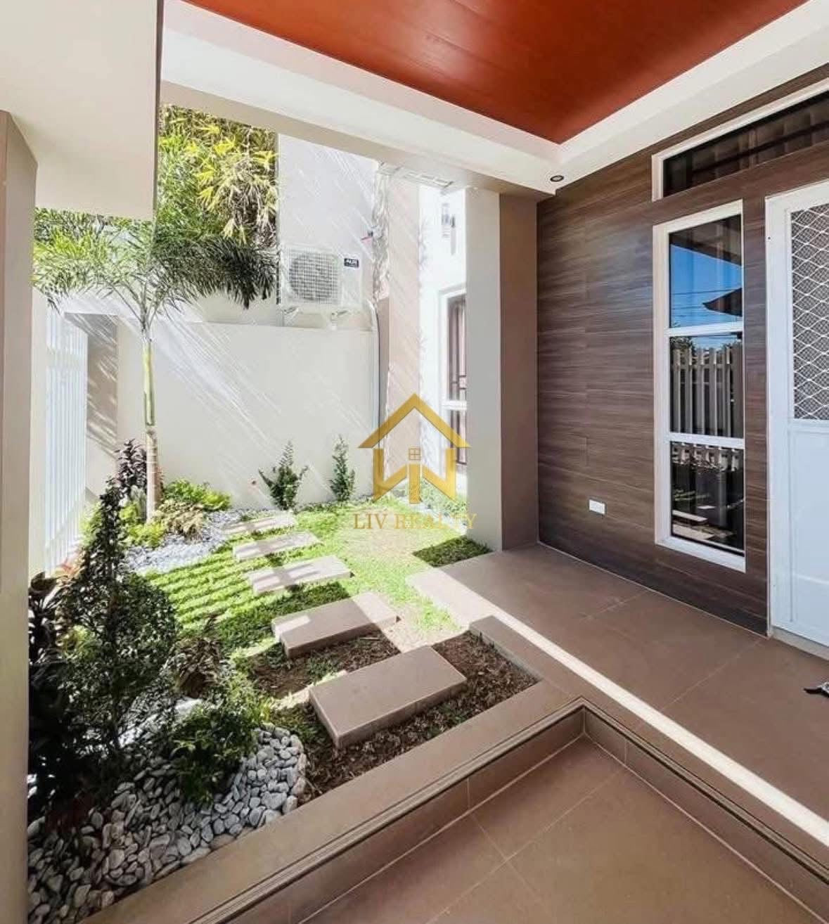 Modern Contemporary Home