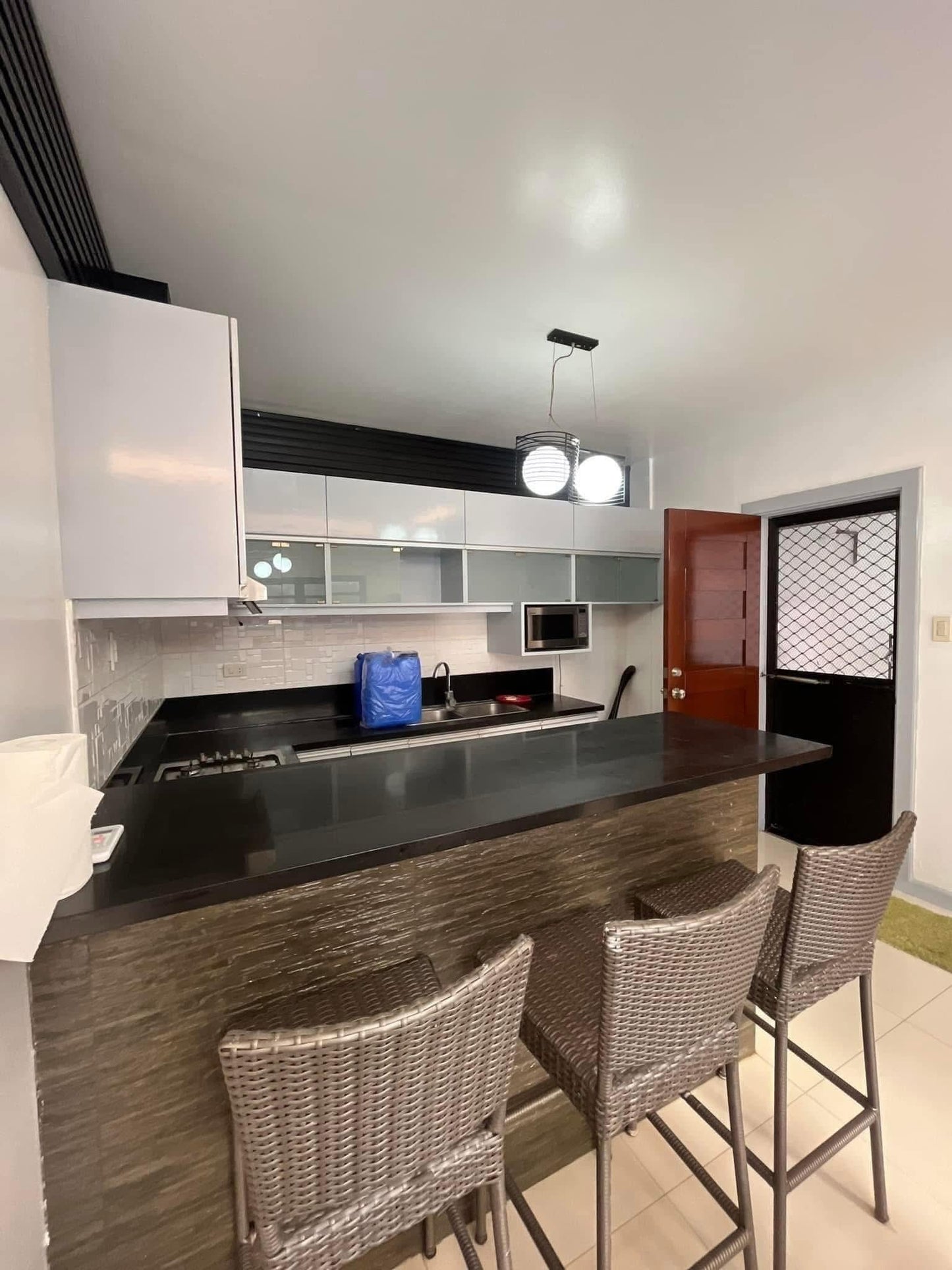 Furnished House With Pool