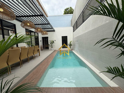 Modern Luxury Home with Generating income