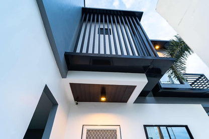 Furnised Modern Home