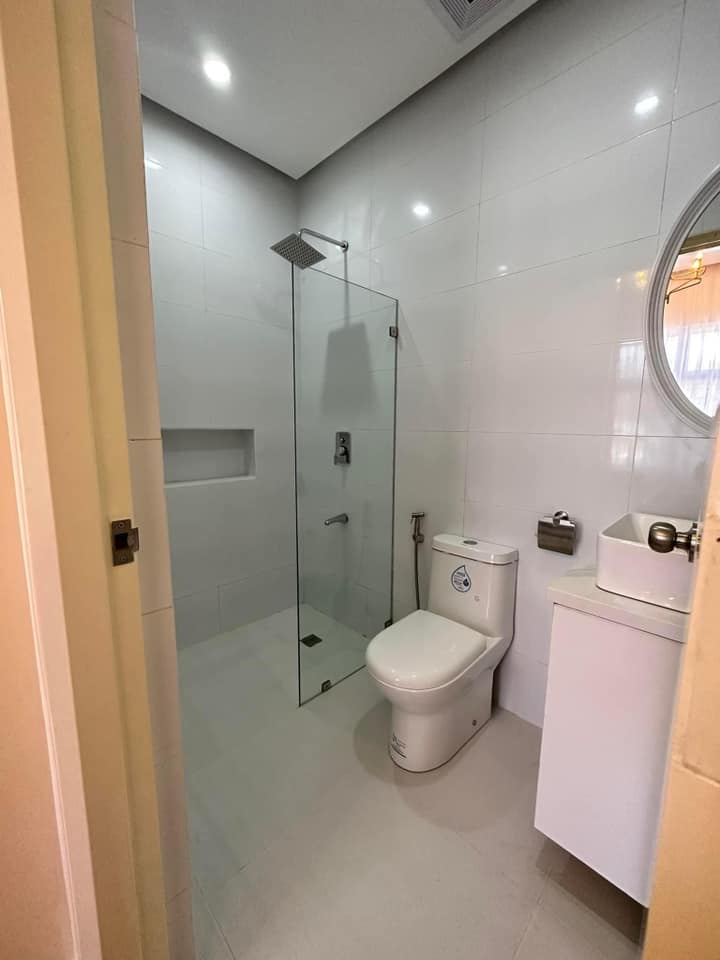 𝐅𝐔𝐑𝐍𝐈𝐒𝐇𝐄𝐃 𝐄𝐋𝐄𝐆𝐀𝐍𝐓 𝐇𝐎𝐌𝐄 𝐖𝐈𝐓𝐇 𝐏𝐎𝐎𝐋