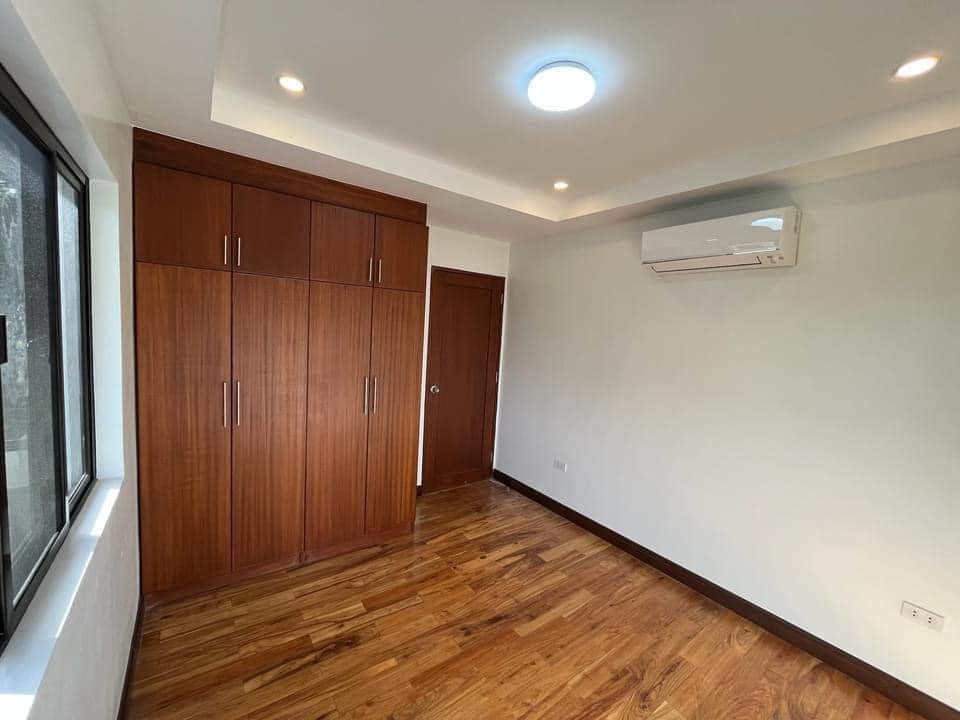 𝐏𝐑𝐄𝐌𝐈𝐔𝐌 𝐌𝐎𝐃𝐄𝐑𝐍 𝐇𝐎𝐔𝐒𝐄 𝐅𝐎𝐑 𝐒𝐀𝐋𝐄