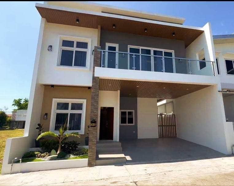 𝐅𝐔𝐑𝐍𝐈𝐒𝐇𝐄𝐃 𝐄𝐋𝐄𝐆𝐀𝐍𝐓 𝐇𝐎𝐌𝐄 𝐖𝐈𝐓𝐇 𝐏𝐎𝐎𝐋