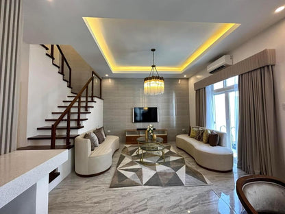 𝐅𝐔𝐑𝐍𝐈𝐒𝐇𝐄𝐃 𝐄𝐋𝐄𝐆𝐀𝐍𝐓 𝐇𝐎𝐌𝐄 𝐖𝐈𝐓𝐇 𝐏𝐎𝐎𝐋