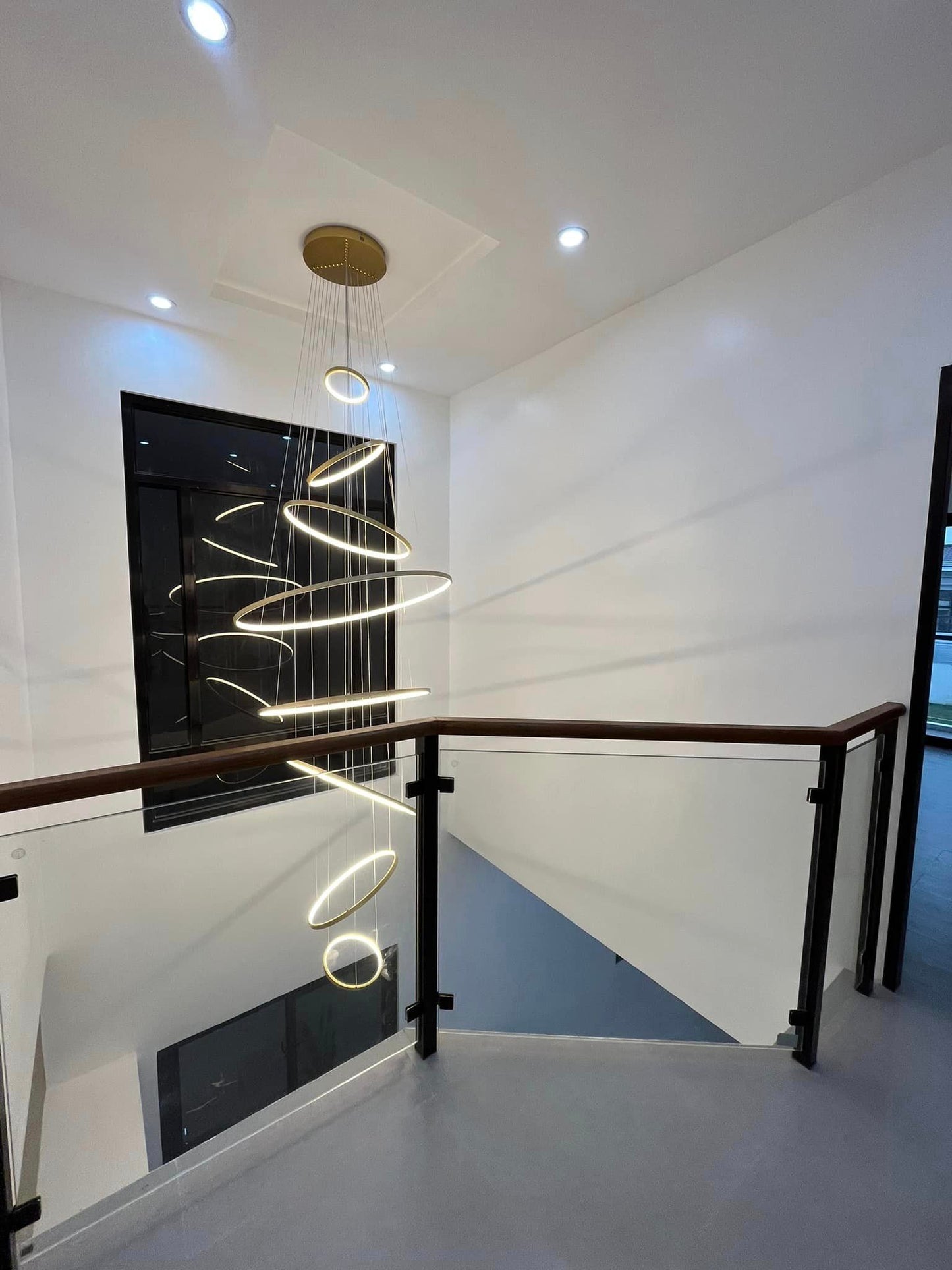 𝐅𝐔𝐑𝐍𝐈𝐒𝐇𝐄𝐃 𝐌𝐎𝐃𝐄𝐑𝐍 𝐇𝐎𝐔𝐒𝐄 𝐅𝐎𝐑 𝐒𝐀𝐋𝐄