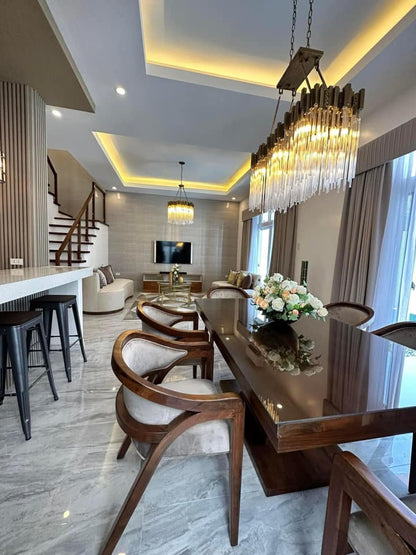 𝐅𝐔𝐑𝐍𝐈𝐒𝐇𝐄𝐃 𝐄𝐋𝐄𝐆𝐀𝐍𝐓 𝐇𝐎𝐌𝐄 𝐖𝐈𝐓𝐇 𝐏𝐎𝐎𝐋