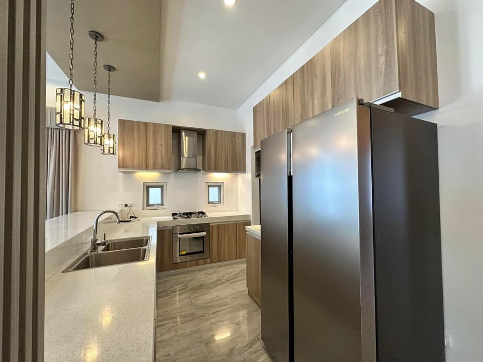 𝐅𝐔𝐑𝐍𝐈𝐒𝐇𝐄𝐃 𝐄𝐋𝐄𝐆𝐀𝐍𝐓 𝐇𝐎𝐌𝐄 𝐖𝐈𝐓𝐇 𝐏𝐎𝐎𝐋