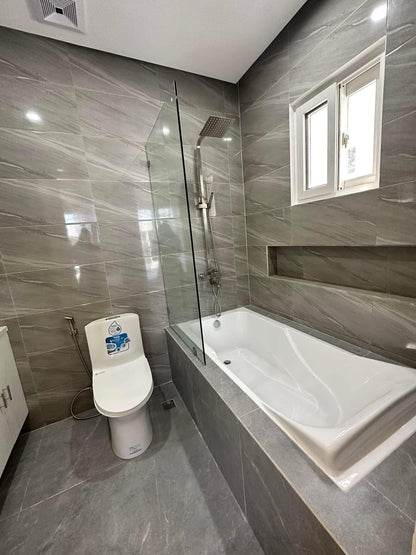 𝐅𝐔𝐑𝐍𝐈𝐒𝐇𝐄𝐃 𝐄𝐋𝐄𝐆𝐀𝐍𝐓 𝐇𝐎𝐌𝐄 𝐖𝐈𝐓𝐇 𝐏𝐎𝐎𝐋