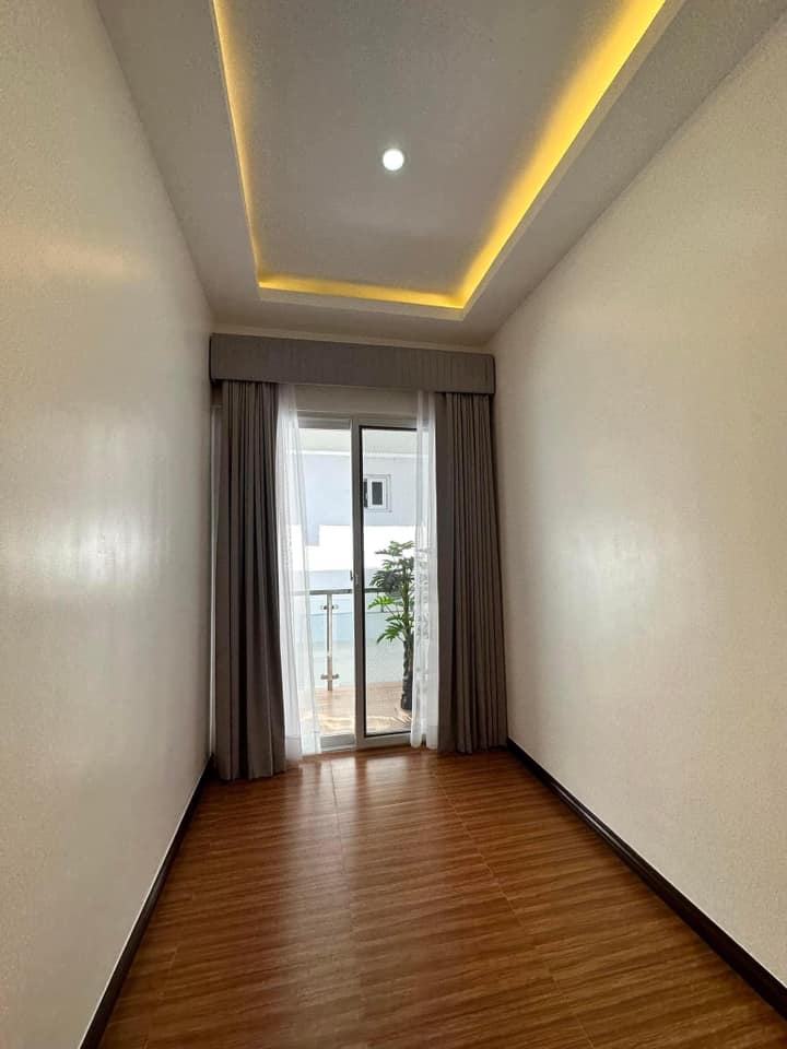 𝐅𝐔𝐑𝐍𝐈𝐒𝐇𝐄𝐃 𝐄𝐋𝐄𝐆𝐀𝐍𝐓 𝐇𝐎𝐌𝐄 𝐖𝐈𝐓𝐇 𝐏𝐎𝐎𝐋