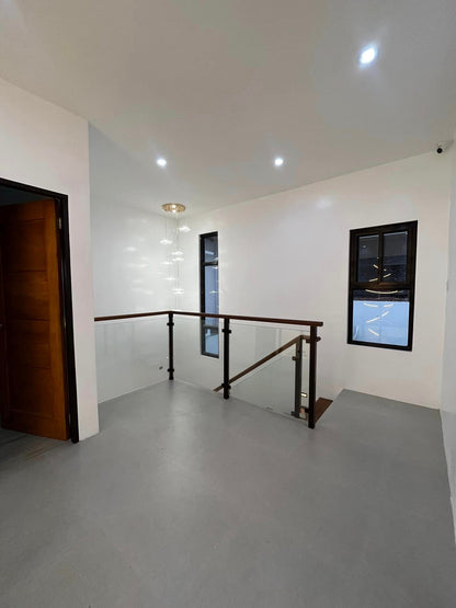 𝐅𝐔𝐑𝐍𝐈𝐒𝐇𝐄𝐃 𝐌𝐎𝐃𝐄𝐑𝐍 𝐇𝐎𝐔𝐒𝐄 𝐅𝐎𝐑 𝐒𝐀𝐋𝐄