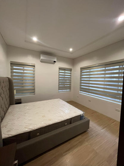 𝐋𝐔𝐗𝐔𝐑𝐈𝐎𝐔𝐒 𝐇𝐎𝐔𝐒𝐄 𝐖𝐈𝐓𝐇 𝐏𝐎𝐎𝐋 𝐅𝐎𝐑 𝐒𝐀𝐋𝐄