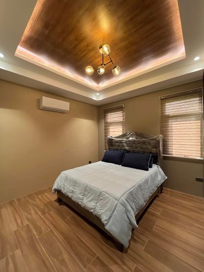 𝐄𝐋𝐄𝐆𝐀𝐍𝐓 𝐋𝐔𝐗𝐔𝐑𝐈𝐎𝐔𝐒 𝐇𝐎𝐌𝐄 𝐖𝐈𝐓𝐇 𝐏𝐎𝐎𝐋 𝐅𝐎𝐑 𝐒𝐀𝐋𝐄