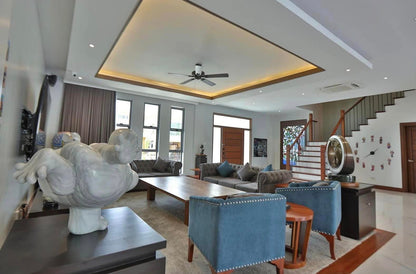 Spectacular Modern Home