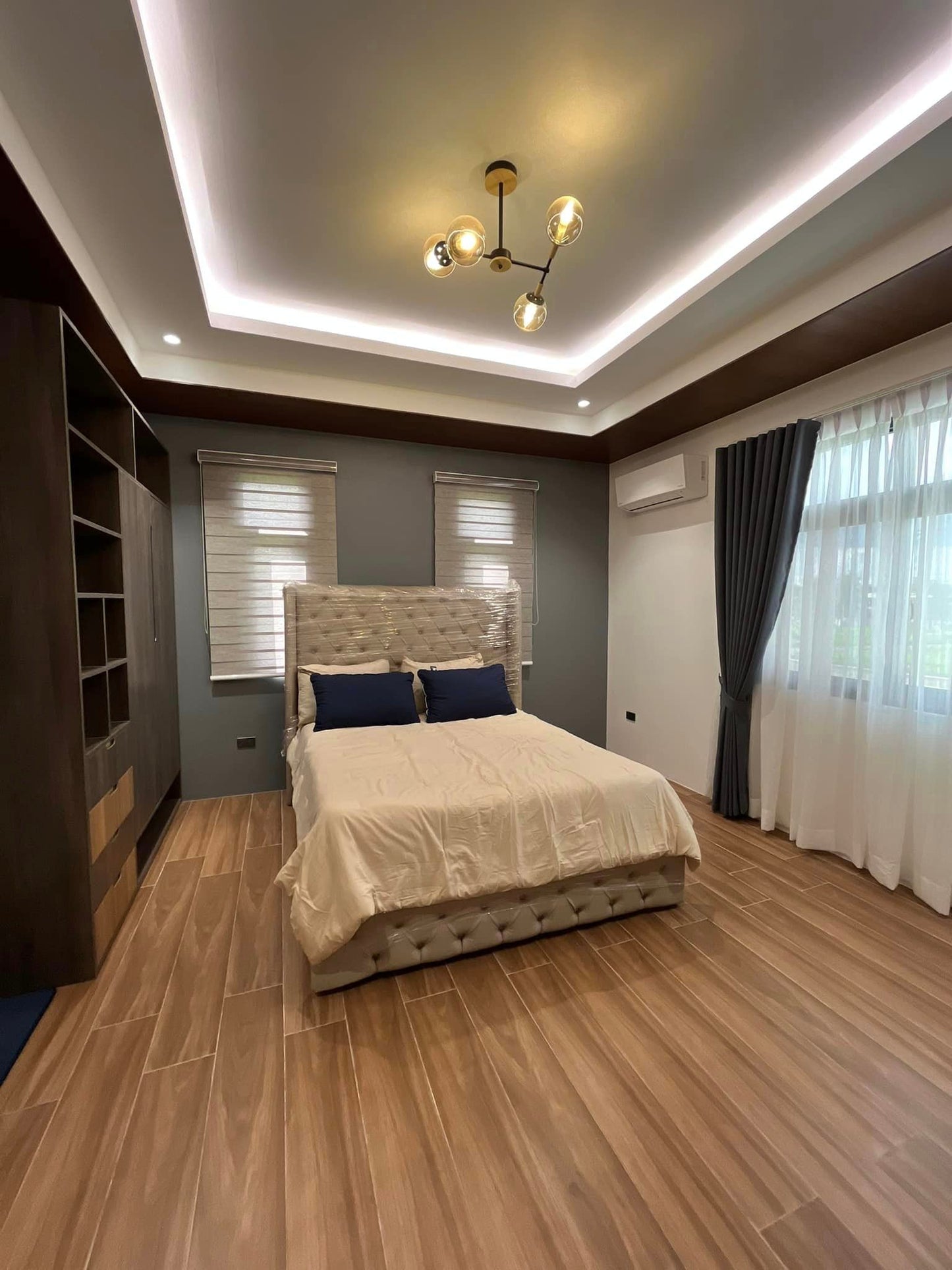 𝐄𝐋𝐄𝐆𝐀𝐍𝐓 𝐋𝐔𝐗𝐔𝐑𝐈𝐎𝐔𝐒 𝐇𝐎𝐌𝐄 𝐖𝐈𝐓𝐇 𝐏𝐎𝐎𝐋 𝐅𝐎𝐑 𝐒𝐀𝐋𝐄