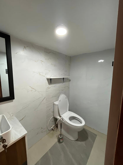 𝐄𝐋𝐄𝐆𝐀𝐍𝐓 𝐋𝐔𝐗𝐔𝐑𝐈𝐎𝐔𝐒 𝐇𝐎𝐌𝐄 𝐖𝐈𝐓𝐇 𝐏𝐎𝐎𝐋 𝐅𝐎𝐑 𝐒𝐀𝐋𝐄