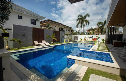 Spectacular Modern Home