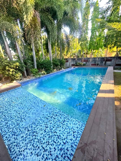 𝐅𝐔𝐑𝐍𝐈𝐒𝐇𝐄𝐃 𝐌𝐎𝐃𝐄𝐑𝐍 𝐇𝐎𝐔𝐒𝐄 𝐖𝐈𝐓𝐇 𝐒𝐖𝐈𝐌𝐌𝐈𝐍𝐆 𝐏𝐎𝐎𝐋 𝐅𝐎𝐑 𝐒𝐀𝐋𝐄