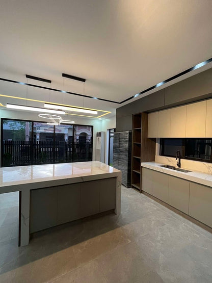 Elegant Modern House