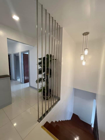 Furnished House With Pool