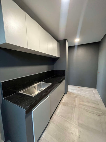 Elegant Modern House