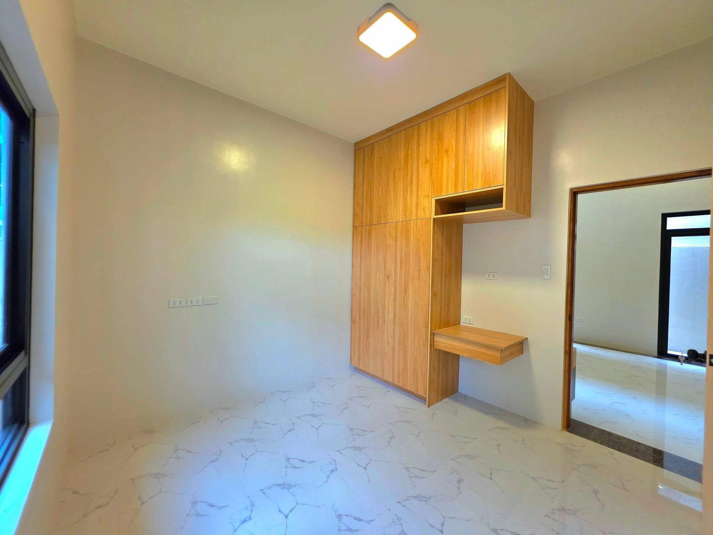 High Ceiling Bungalow