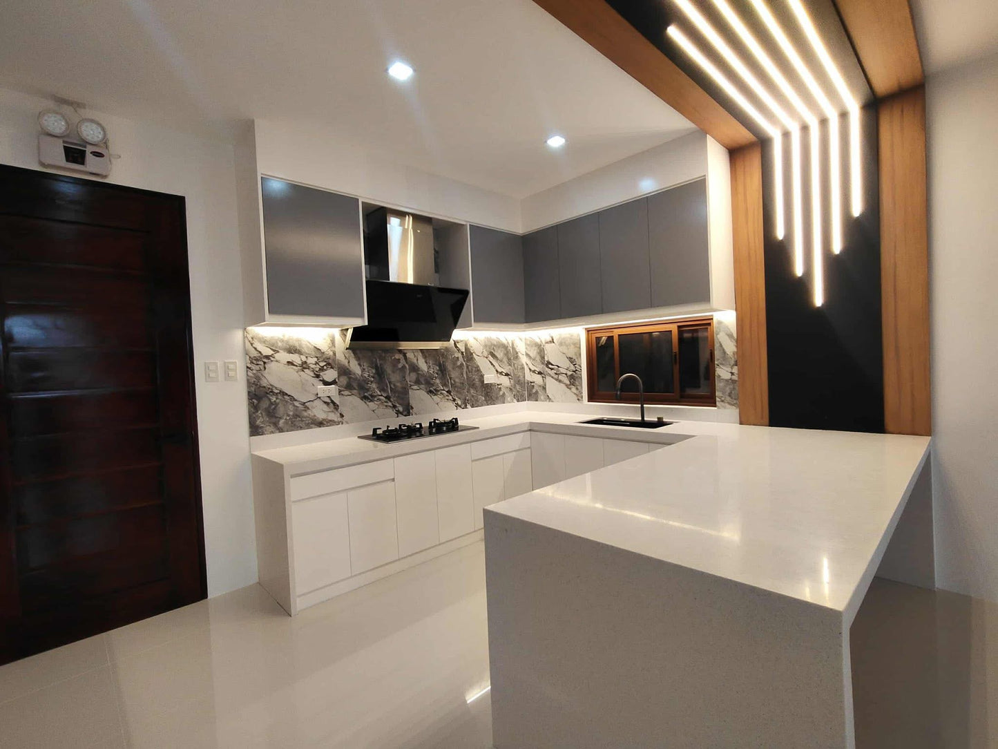 Modern Elegant Home with Pool