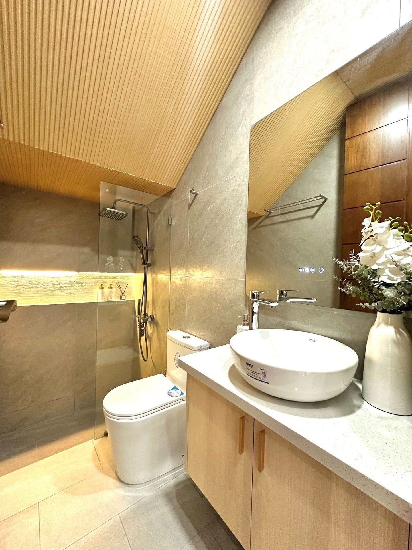 Smart And Solar-Powered Home w/ Pool