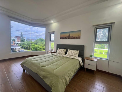 Elegant Contemporary