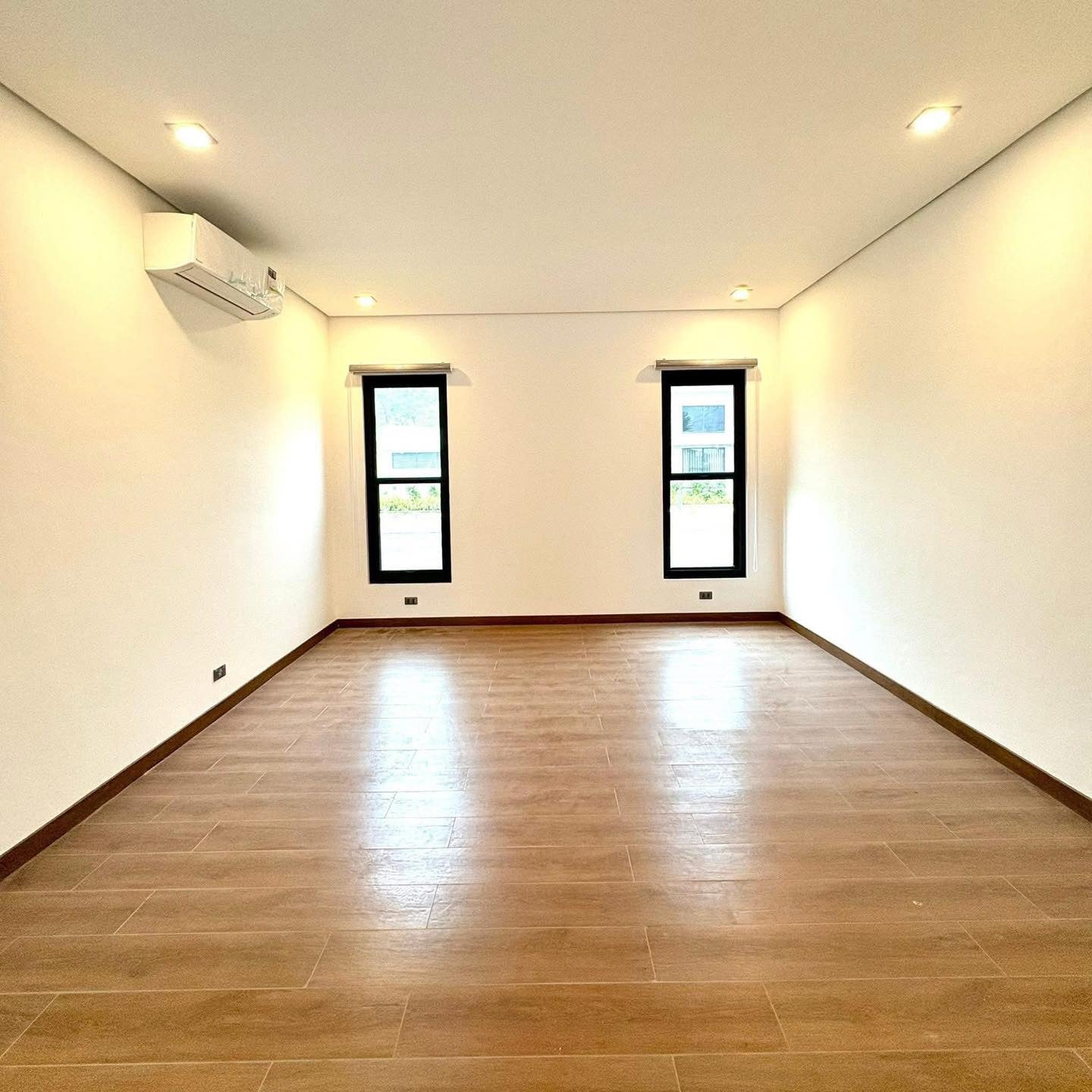 Luxurious Modern Bungalo