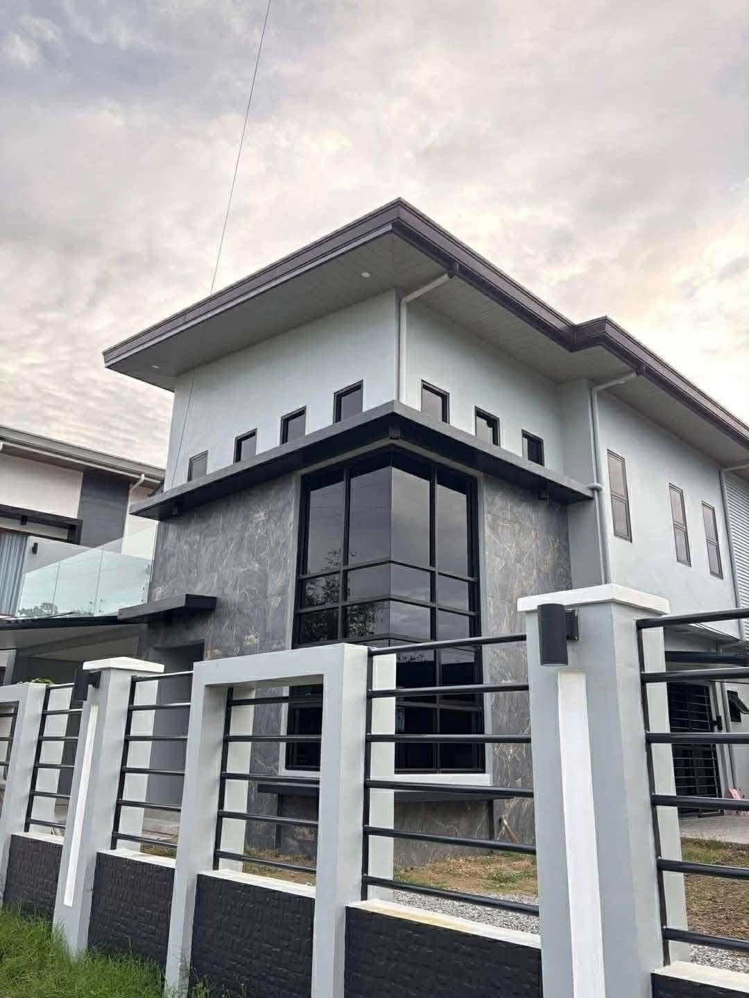 Spacious Modern Home