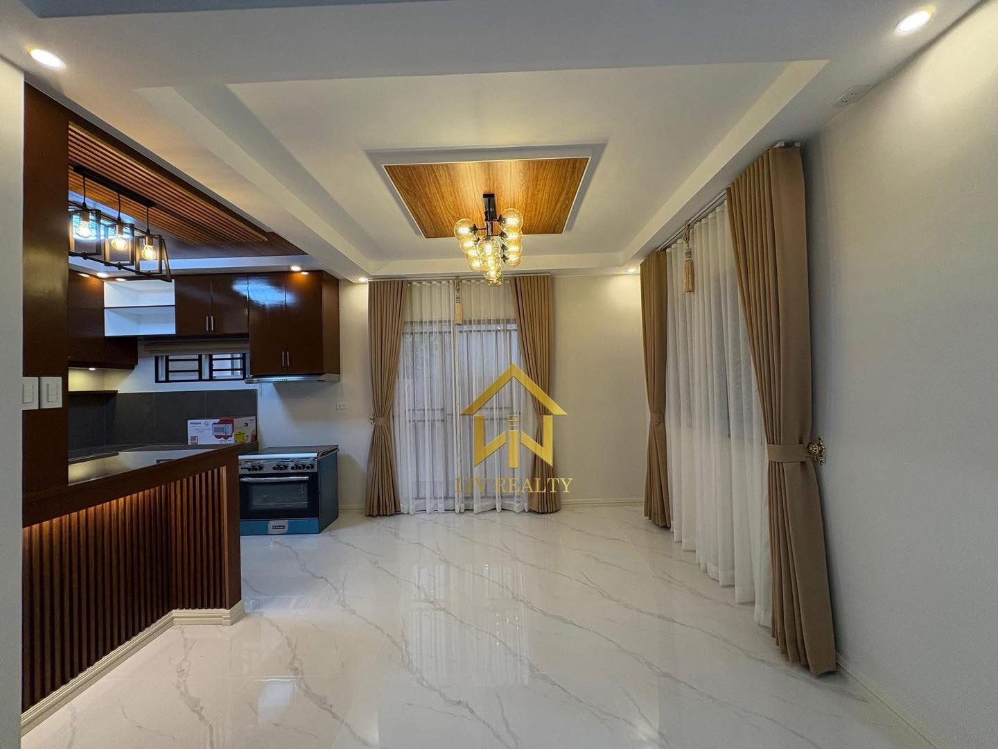 Furnised Modern Home