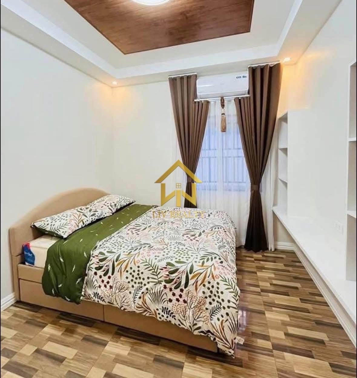 Modern Contemporary Home